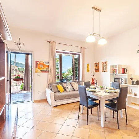 Holiday home Casa A 50 Mt Dal Mare Con Posto Auto Privato ....